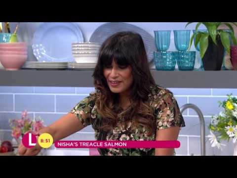 download lagu mp3 mp4 Lorraine Pascale Trout, download lagu Lorraine Pascale Trout gratis, unduh video klip Lorraine Pascale Trout