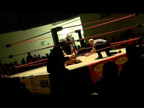 Narcis Saint vs Vorhees w/ Kevin Tyler (3)