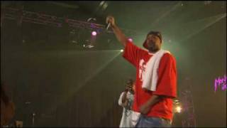 Wu-Tang Clan - Intro + Wu-Tang Clan Ain't Nuthing Ta F' Wit (Live)