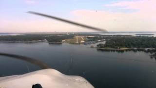 preview picture of video 'Ren landing 3O9 over water approach'