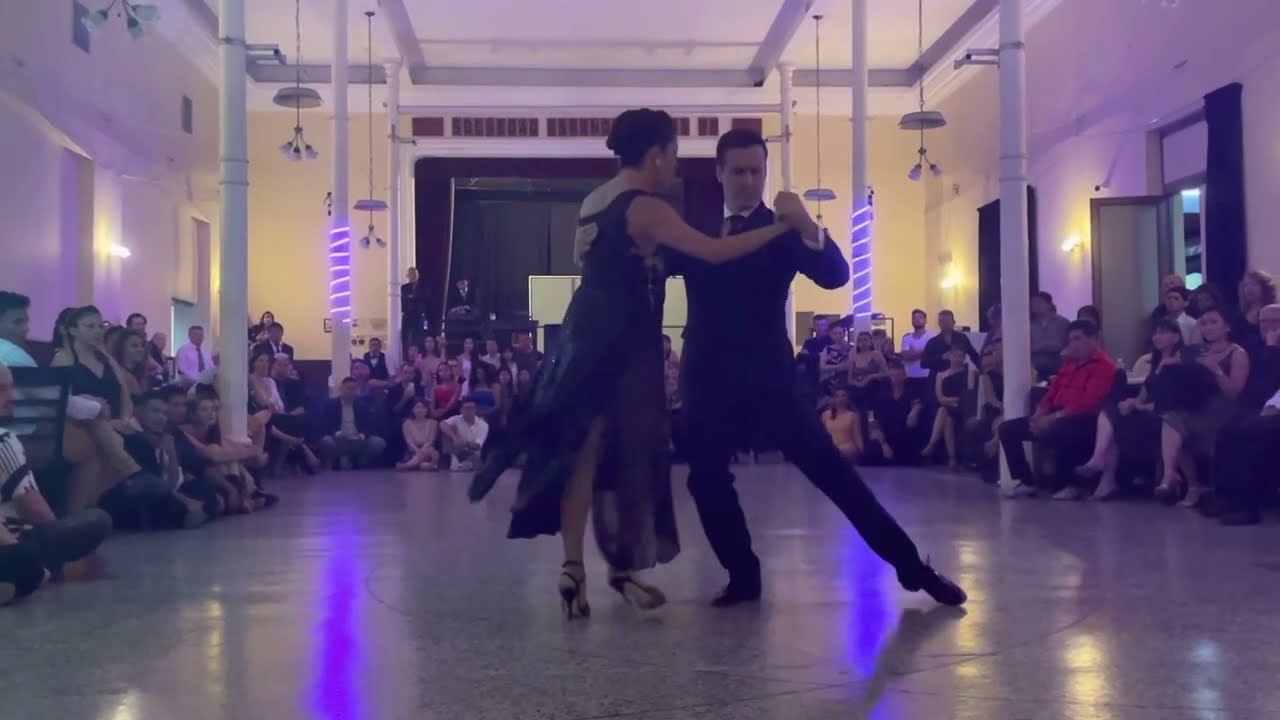 Video thumbnail for Vanesa Villalba y Facundo Pinero @ Tango Salta Festival 2/4/23 #1 (Like/Subscribe)