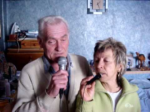 Kdyby ty muziky Božena a Josef.MPG