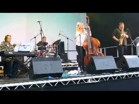 Nicola Farnon Quartet at Burton Agnes 2011