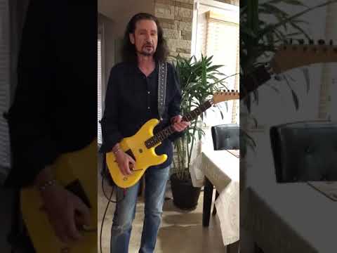 Bruce Kulick - Creatures of the Night (Intro Riff and Solo Parts)