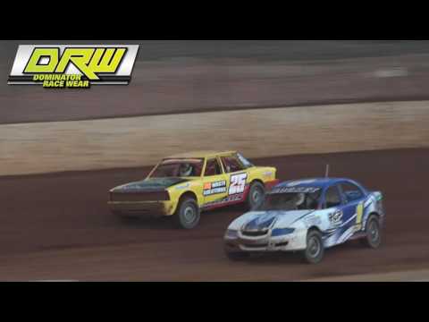 Modified Sedans - Heat 2 - Queensland Title - Carina Speedway - 11.06.16