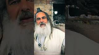 הרב שלום סבג - שיעורי וידאו - הרב שלום סבג – לכבוד כל בעלי הדין שמסתכלים בעין לא טובה על נשות ישראל ✨