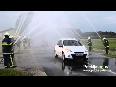 Vodna zavesa gasilcev PGD Mala Nedelja ob poroki