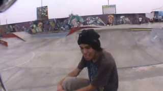 preview picture of video 'varios saltos skate párk lima peru'