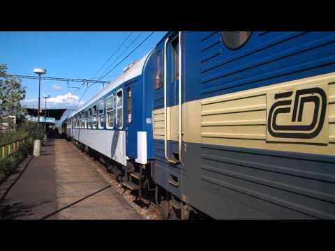 Odjezd vlaku Os 7058 (ČD 363.108, zpoždění 21 min) - Jirkov zastávka, 18. 5. 2013