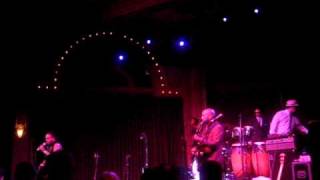 Sharon Jones & the Dap Kings- Mama Don't Like My Man