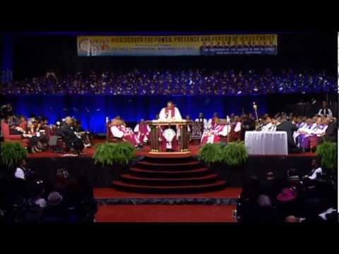 COGIC 106th Holy Convocation 2013 - Bishop Macklin & The 