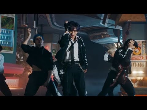 mic drop x thunderous — stray kids