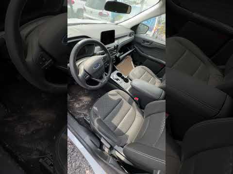 Автомобіль Ford Escape 2025 | GrandCar