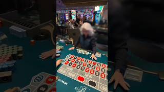 This dealer at Bellagio has had ENOUGH 😂😂😂