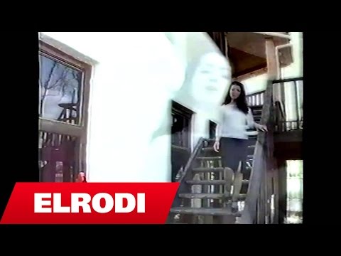 Blerta Agolli - Kur mi ngjitje shkallet (Official Video HD)
