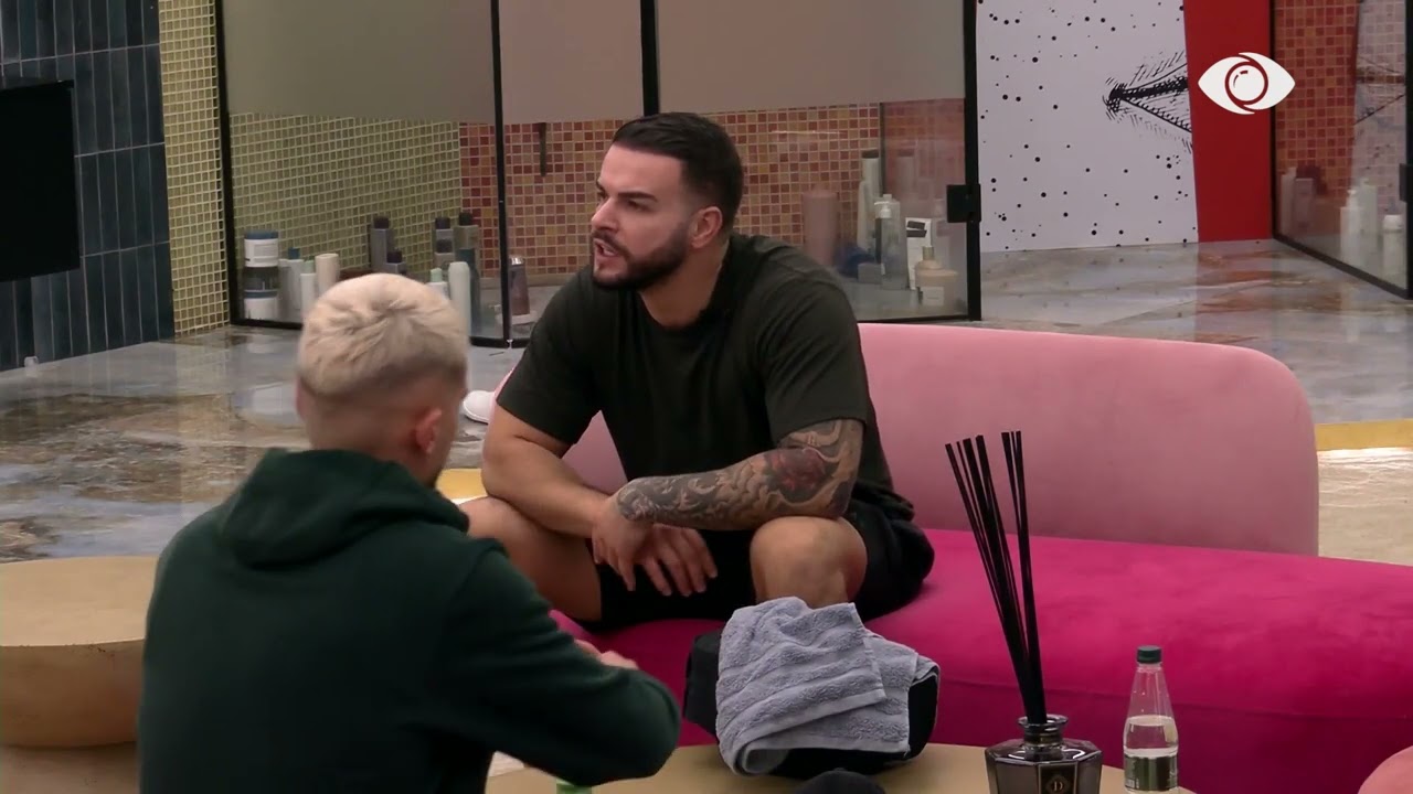 “Mos e hapni më këtë muhabet”/ Sara debaton me Fationin, Bardhi: Mos fol me asnjë për mua