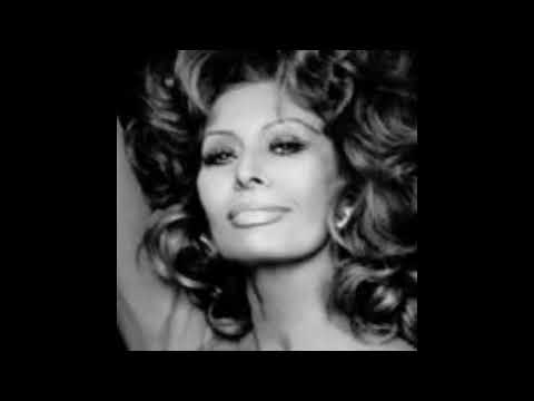Sophia Loren Reflects on Her Career with Johnny Carson
