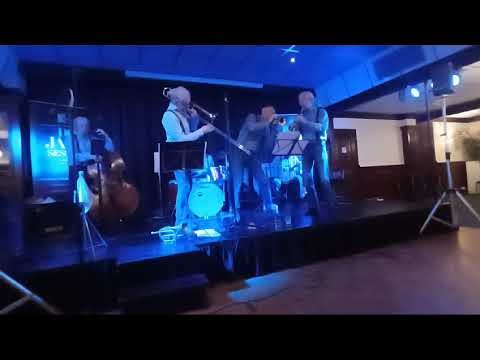 De Diksie Krekkers   VID 20241110 WA0032