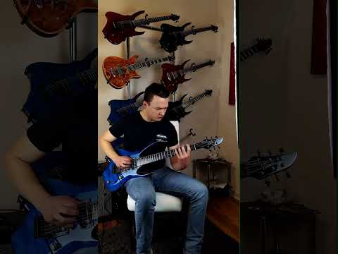 Unleash the Beast: Sound Samples of the Zerberus Guitars 'Sapphire Dragon' 🚀🎸