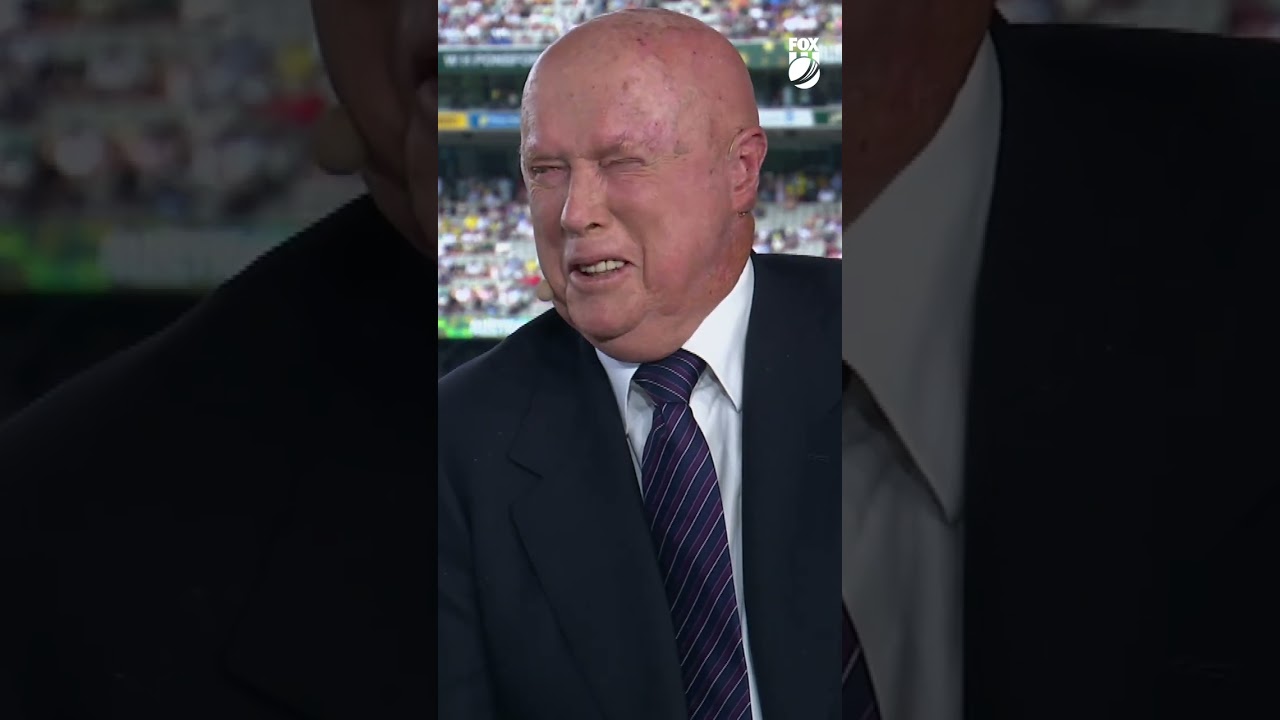 Skull, a hilarious cricket commentator known for infectious laugh and witty anecdotes. #ausvsind