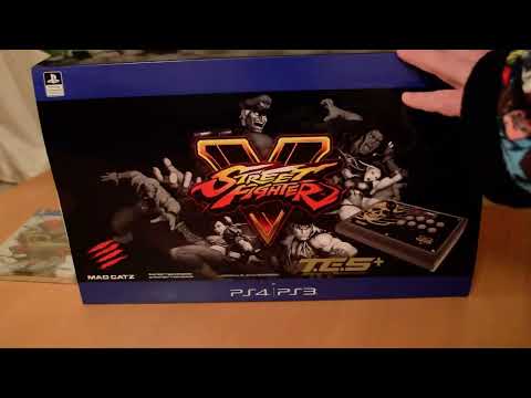 Mad Catz Street Fighter V TES+ Arcade FightStick Shadaloo Skull - Unboxing