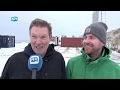 Zandvoortse strandtenten in de sneeuw opgebouwd: "Koud, maar mooi!"