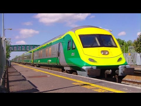 Irish Rail 201 Class Loco + Mark 4 Intercity Train - Monasterevin, Kildare