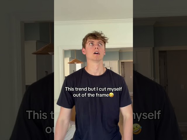 I Cropped Myself Out Of The Dance 😂 SDDEFAULT Thumbnail