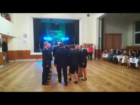 Hasičský ples v Březníku 12.1.2019 - slavnostní nástup