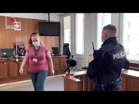 Pbicie  przez babcie Kasie  odzialu milicji 