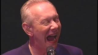 Joe&#39;s performance from Joe Jackson and Todd Rundgren Live 2005