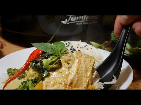 Köstliches grünes Thai Curry mit dem TomYang BBQ - Original Thai Grill & Hot Pot