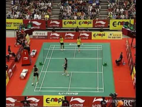 Singapore win women's doubles title in badminton at Singapore Open tournament