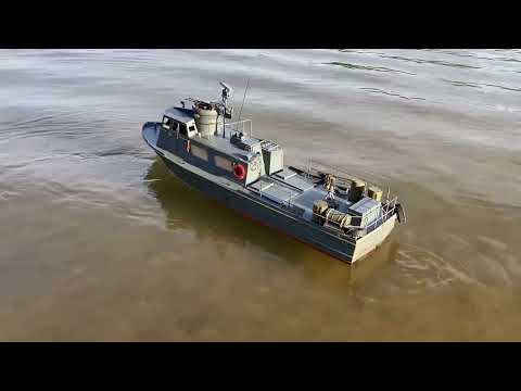 PCF SWIFT RC BOAT IN 1:12 SCALE