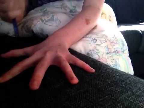 Ny började, Julia vs pen