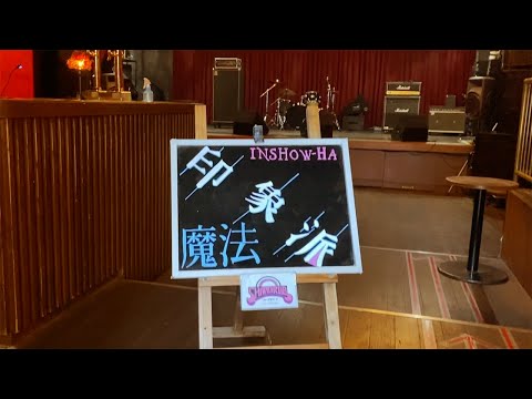 HDR: まるで現実のように見える