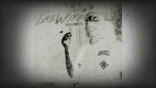 V-Don  - &#39;Livin&#39; Like That&#39;  Feat. Bodega Bamz Drops nice @11sec ish, ill