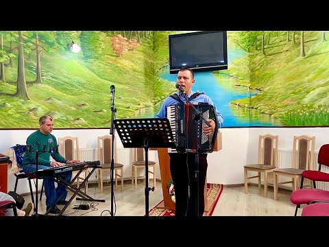 Cantati cu toti va bucurati putin a mai ramas