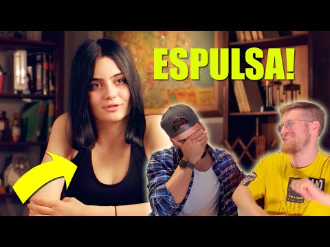 WE REACT TO THE THIRD EPISODE OF COLLEGIO 7: I DON'T BELIEVE IT, SHE INSULTS THE PROFESSOR AND GE...