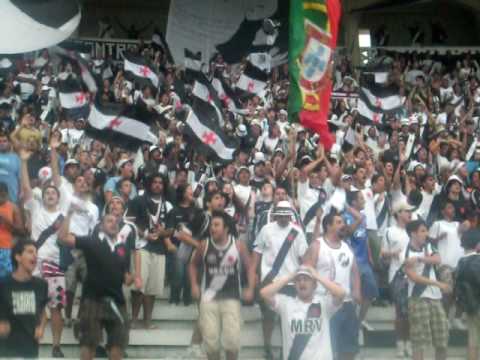 "GDA - O sentimento não pode parar !" Barra: Guerreiros do Almirante &bull; Club: Vasco da Gama