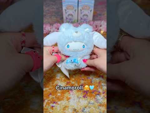 UNBOXING SANRIO BLIND BOXES from Miniso! 😱😳🎀