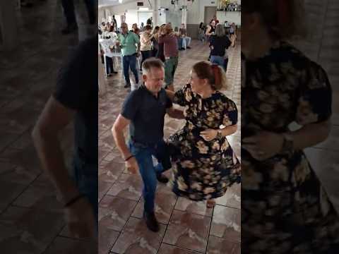 nos idosos de Mangueirinha no Paraná.Brasil #shotrs #baile #dancarinos #dance