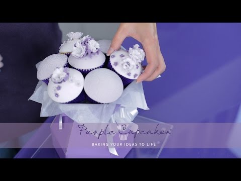 BLACK Cupcake Bouquet Box with insert tray - holds 7 cupcakes BLACK Cupcake Bouquet Box with insert tray - holds 7 cupcakes