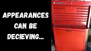 What's Inside This Craigslist Toolbox