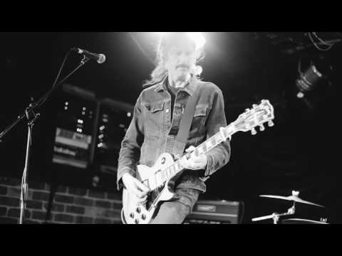 The Casanovas - 'Slug' (Official Music Video)