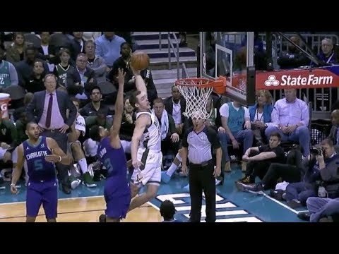 White man CAN JUMP! Milwaukee Bucks vs Charlotte Hornets