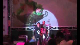 Download lagu #Live Evolet Covering Megalomaniac Live @ La Piazza Kelapa Gading mp3