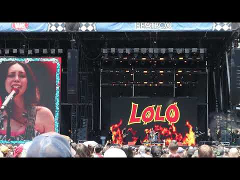 LØLØ - hot girls in hell [@ 2025 Vans Warped Tour Long Beach]