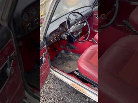 VAZ 2103 1975 start-up after 30 years of inactivity.