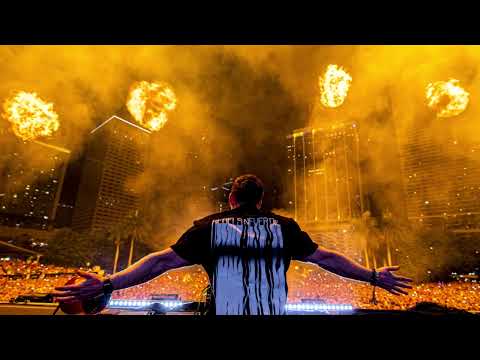 Hardwell vs. Maddix vs. Calvin Harris vs. Zombie Nation & W&W - Pacman 400 Electric Flashback
